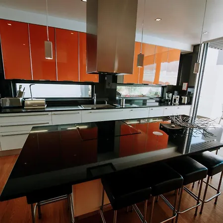 Cary Funchal (Madeira)