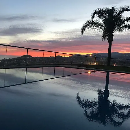 Cary Funchal (Madeira)